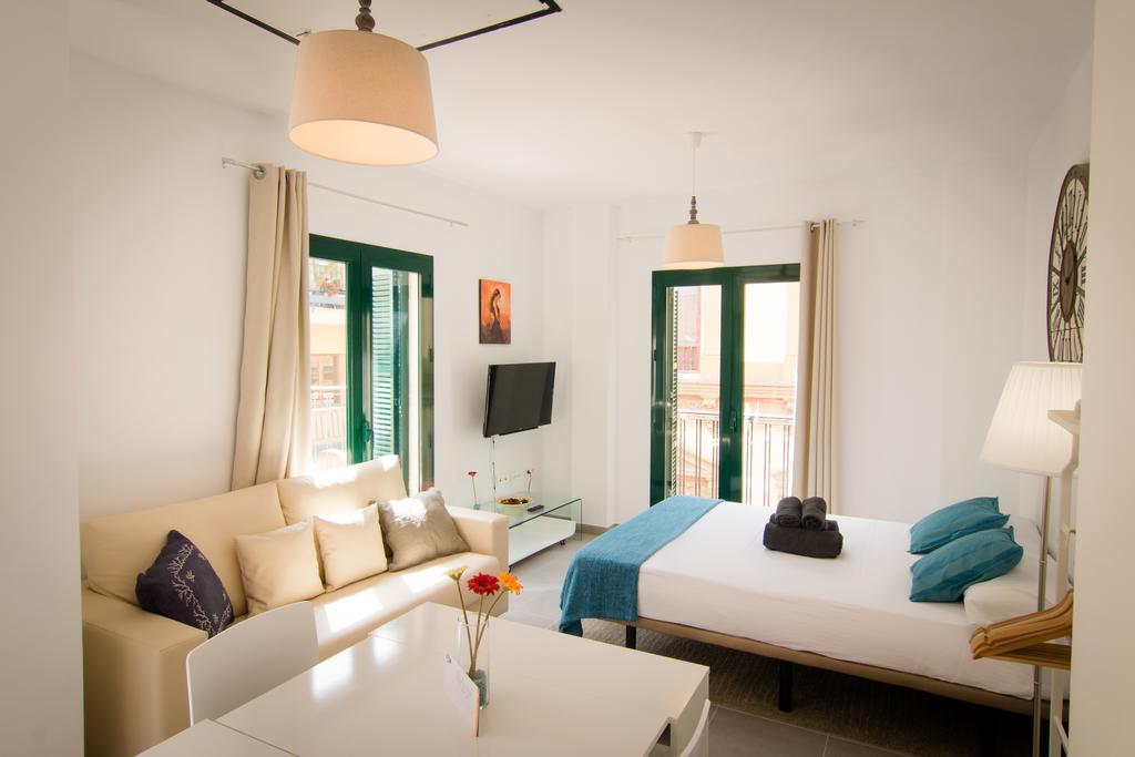 Holidays2Malaga Flamenco Apartments Room photo